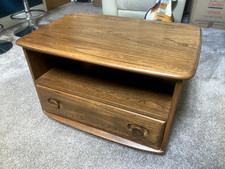 Ercol Windsor corner and wall