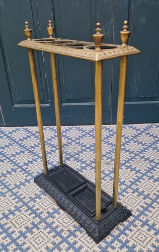 Aesthetic movement brass and - movement,