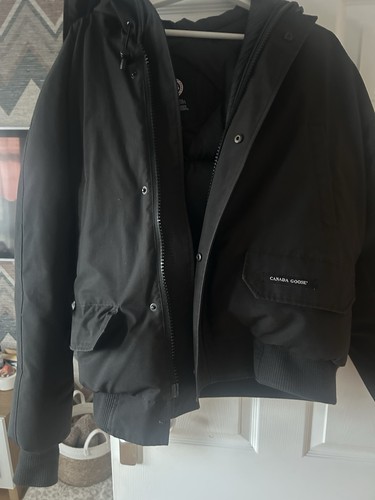 Canada goose men chilliwack - canada,