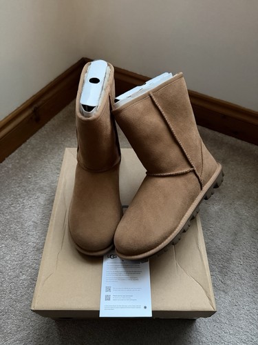 Genuine ugg boots essential - w,