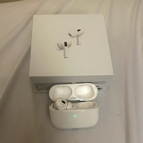 Apple airpods pro - (2nd, w/