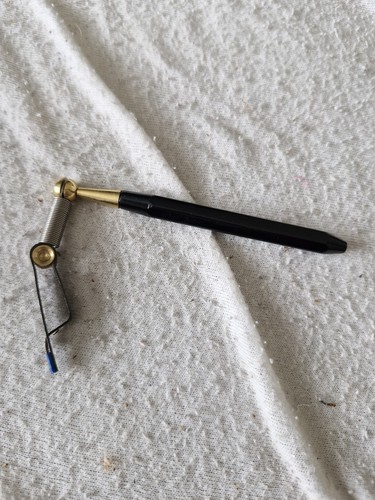 Rotating hackle pliers - rotating, fly