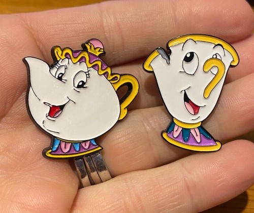 Mrs potts enamel badge - mrs,