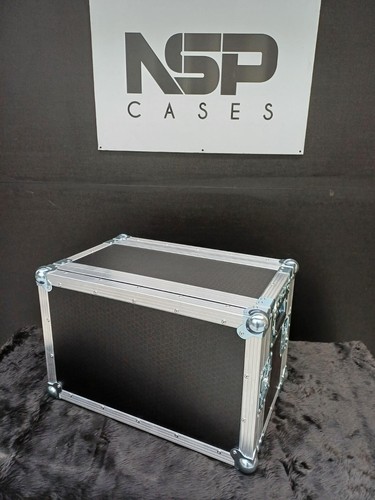 Universal live amp head - live-in,