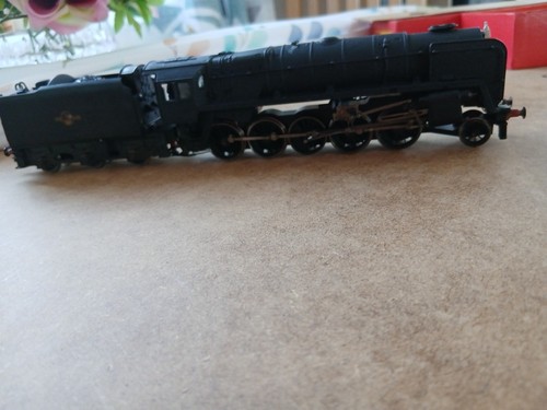 Hornby loco driven 0 - loco, br