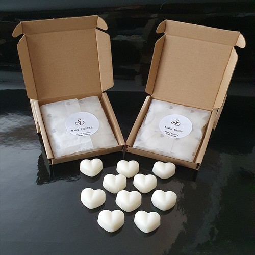 Highly scented wax - scented, melts