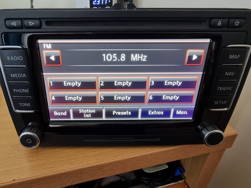 Radio head unit - vw,