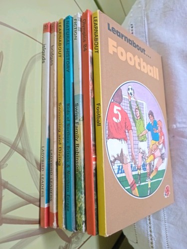 Bundle seven vintage - of,