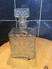 1 x CUT GLASS CRYSTAL DECANTER