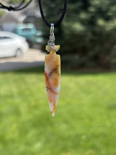 Pokadot agate arrow - agate, head