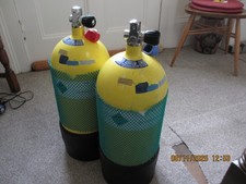 Two steel 12 litre dumpy dive