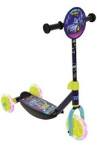 Batwheels Tri-Lite 3 Wheel Scooter