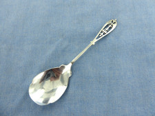 AN ANTIQUE STERLING SILVER