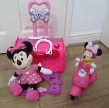 Minnie Mouse Happy Helpers Pet Carrier + Minnie + Scooter + Hard Bodied Minnie