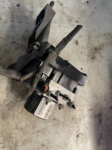 Vauxhall astra mk6 abs pump - j,