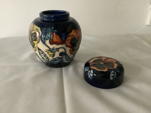 Moorcroft ginger jar - , pansy