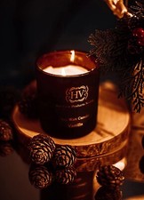 Large Vegan Soy Wax Candle – Vanilla, 220g Matte Black Glass Gift Edition