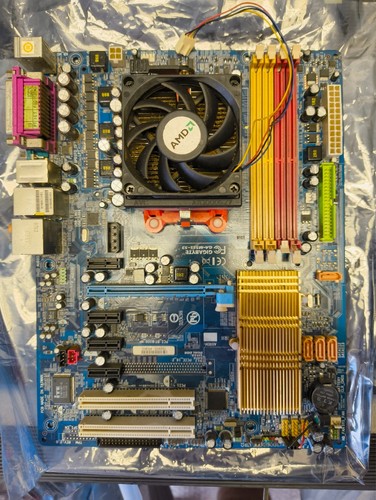 Gigabyte m555 s3 - gigabyte, ga-m555-s3