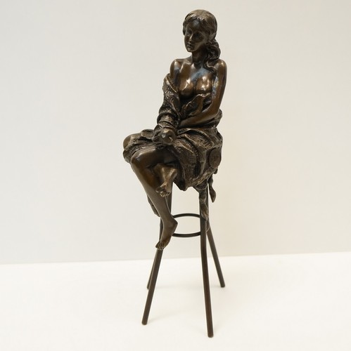 Statue damsel sexy art - statue,