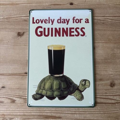 Metal wall sign lovely - -,