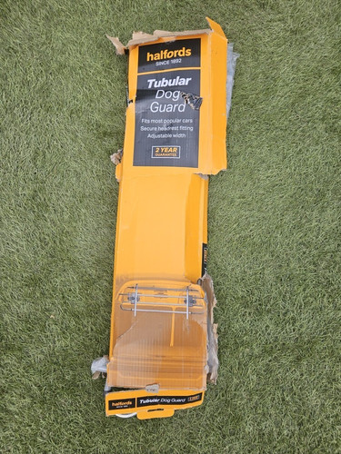 Halfords tubular dog guard - halfords,