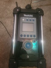 Makita BMR100 Jobsite AM/FM
