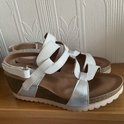 White wedge sandals size - white,