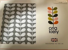 NEW Orla Kiely Pair Pillowcases Tiny Stem Light Cool Grey STANDARD 100% Cotton