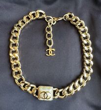 chanel cc pearl necklace