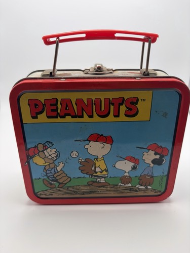 Peanuts charlie brown snoopy - peanuts,