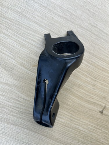 Kawasaki handlebar bracket - kawasaki,