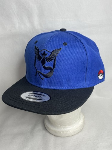 Pokemon team mystic trainer - go,