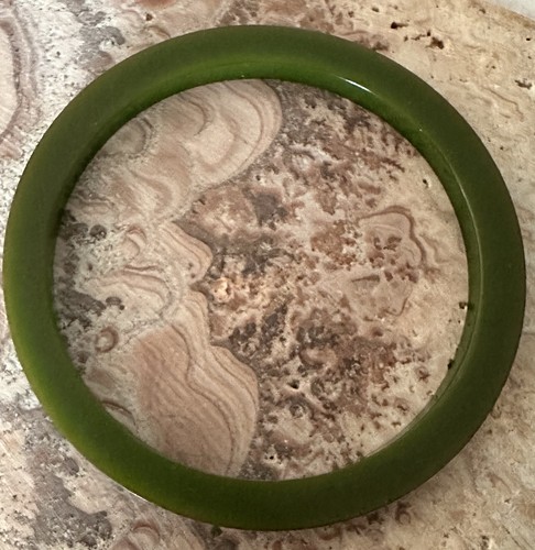 Vintage green bakelite - vintage,