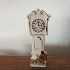 Crested China Grandfather
