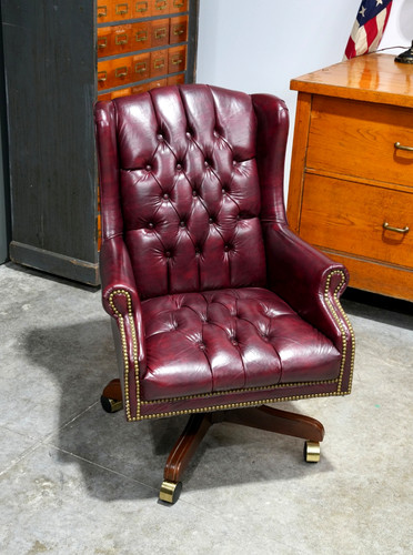 Vintage chesterfield desk - chesterfield,