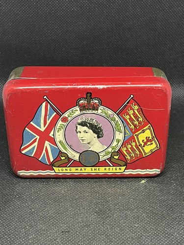 Vintage oxo tin queen - oxo,