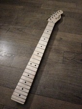 Squier Classic Vibe Telecaster Maple Neck 22 Frets, 9.5 Radius 