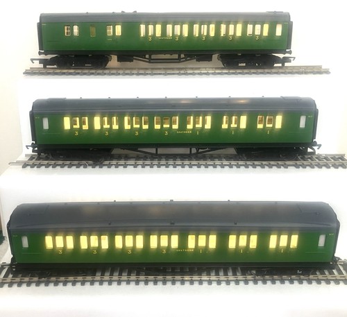Hornby gauge southern - x, oo