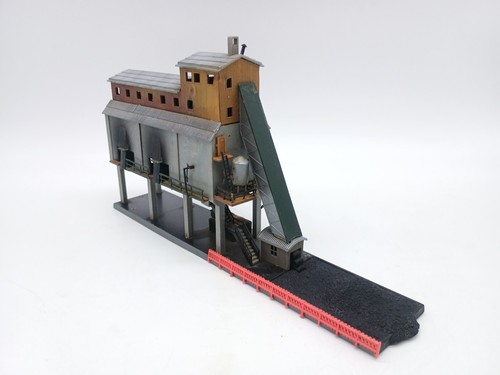 Arnold coal mine covered - coal,