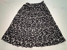 Girls Black & White Heart
