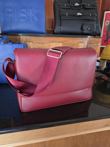 Crimson vegan leather - crimson,