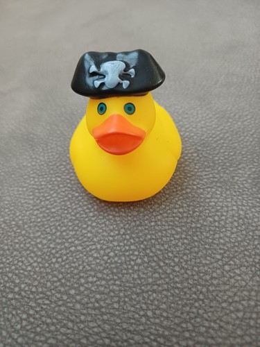 Yellow rubber duck with pirate - yellow,