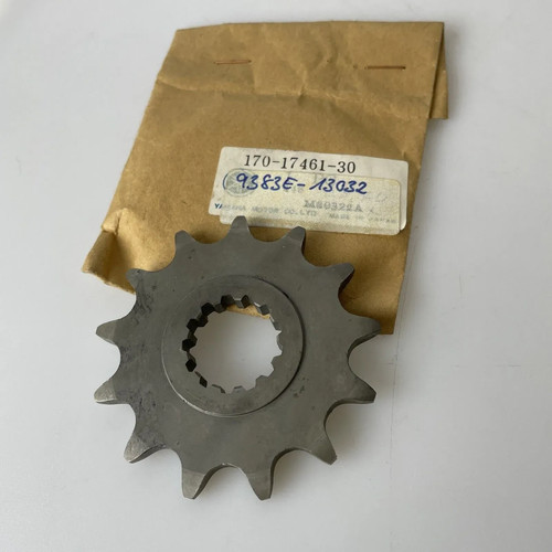 Yamaha drive sprocket - drive,