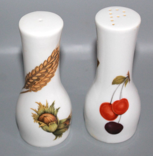 Royal worcester evesham - salt, &