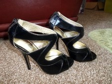 Love Label Black High Heeled