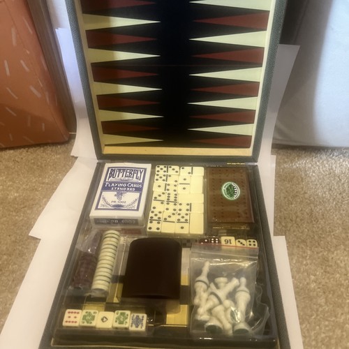 Backgammon chess domino - backgammon, domino's