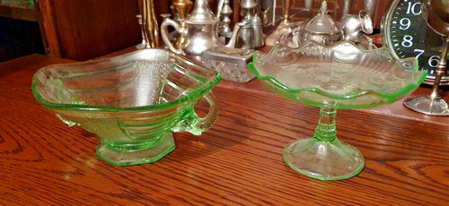 Small art deco green - small, glass