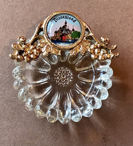 Vintage disneyland crystal - disneyland,