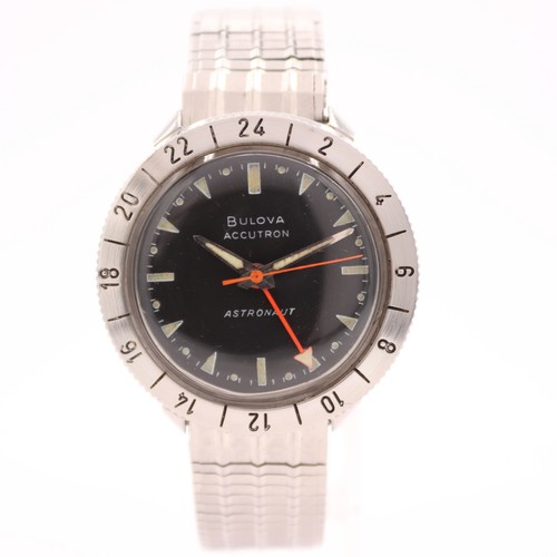 Vintage 38mm 1970 bulova - vintage,