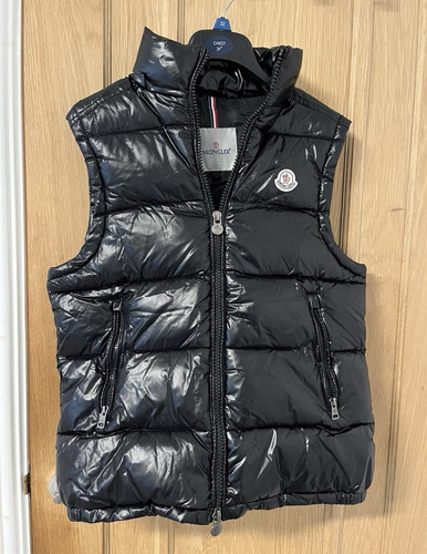 Moncler black down puffer - moncler,